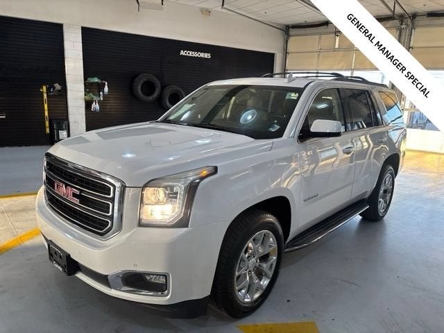 2016 GMC Yukon SLT in White Frost Tricoat — front three-quarter view