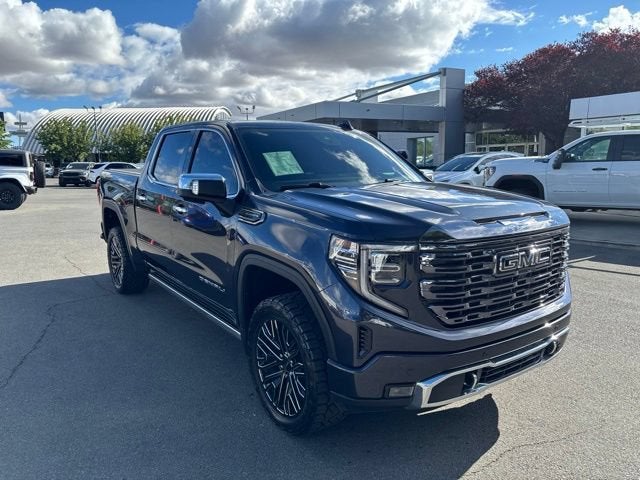 2022 GMC Sierra 1500 — interior view