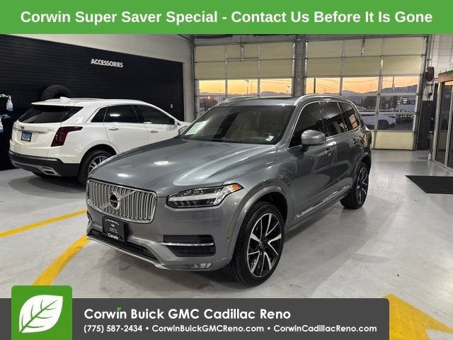 2019 Volvo XC90 T6 Inscription in Gray — front three-quarter view